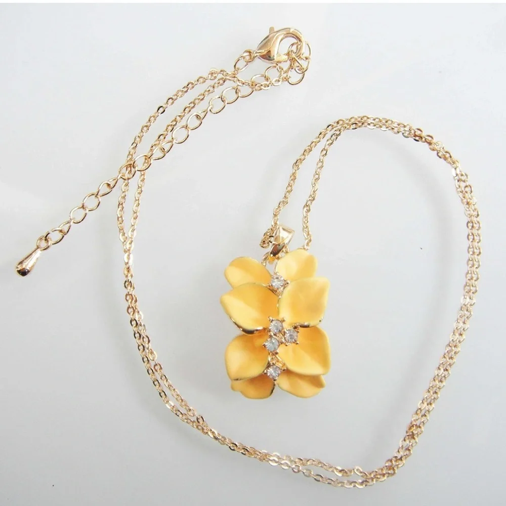 Navachi 18K Gold Plated Crystal Yellow Flower Enamel Leaves Pendant Necklace 16” - Picture 2 of 7